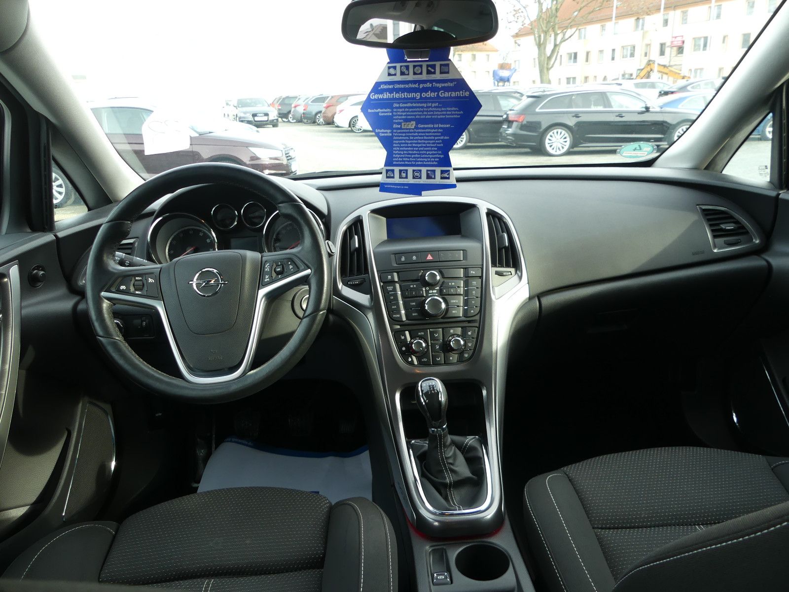 Fahrzeugabbildung Opel Astra J Sports Tourer Innovation