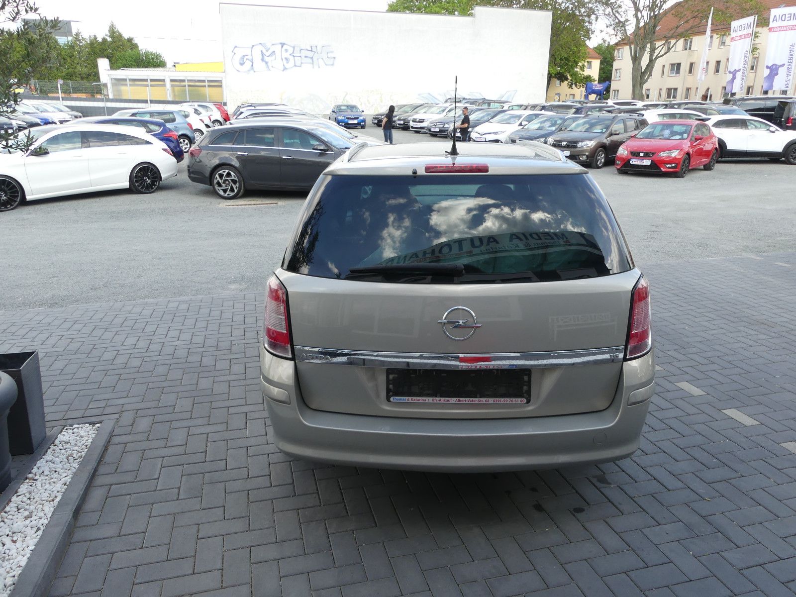 Fahrzeugabbildung Opel Astra H Caravan Edition, Zahnriemen NEU!