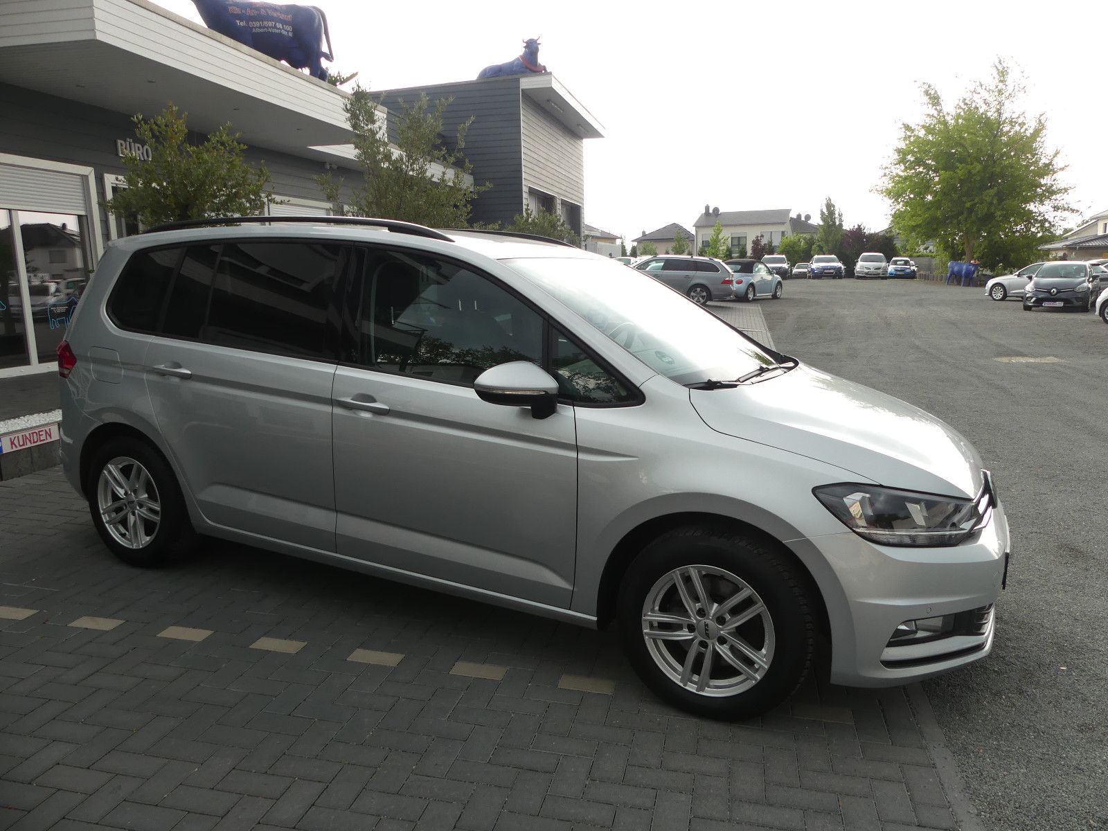 Fahrzeugabbildung Volkswagen Touran Comfortline BMT/Start-Stopp, 1. Hand